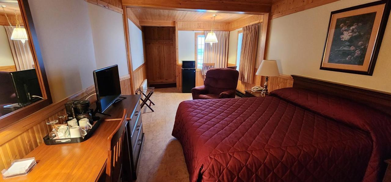 Auberge Motel 4 Saisons 블랑 사브론 외부 사진