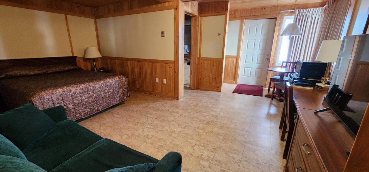 Auberge Motel 4 Saisons 블랑 사브론 외부 사진