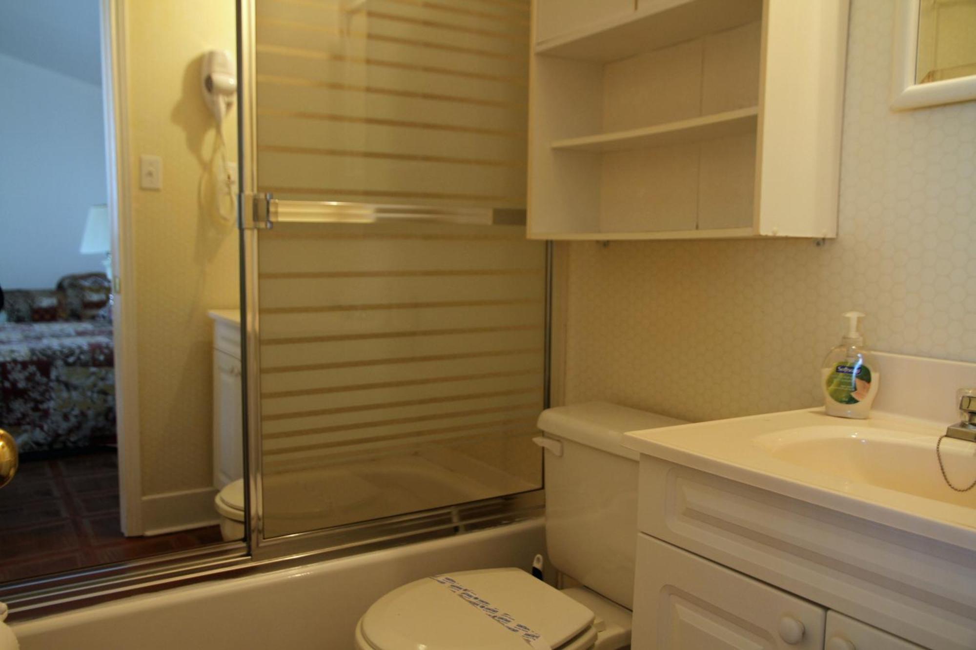 Auberge Motel 4 Saisons 블랑 사브론 객실 사진